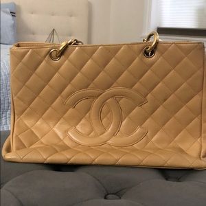 CHANEL Tan Quilted Shoulder Bag